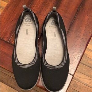 Practically new Clark’s Cloudsteppers!